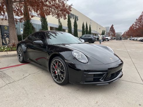 Used 2020 Porsche 911 Carrera 4S image 3
