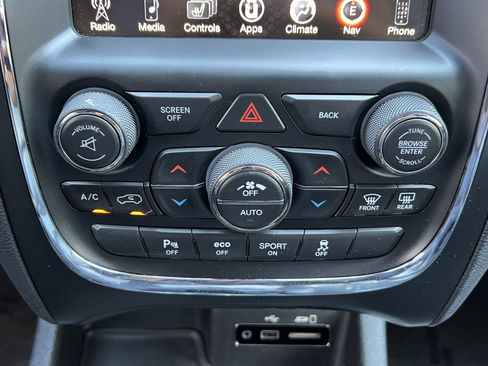 Used 2017 Dodge Durango R/T AWD/4WD image 34