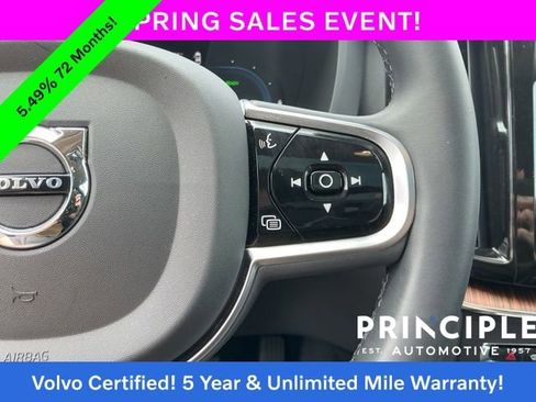 Certified 2023 Volvo XC60 T8 Plus AWD/4WD image 24