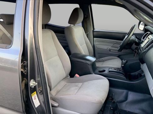 Used 2014 Toyota Tacoma 4x4 Double Cab image 9
