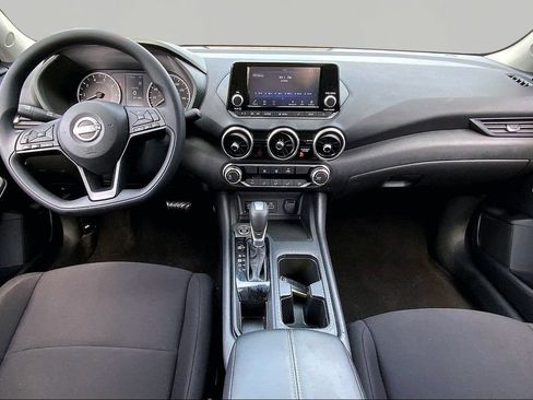 Used 2025 Nissan Sentra S FWD image 7