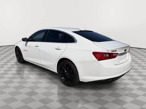 Used 2018 Chevrolet Malibu LT w/ Redline Edition FWD image 5