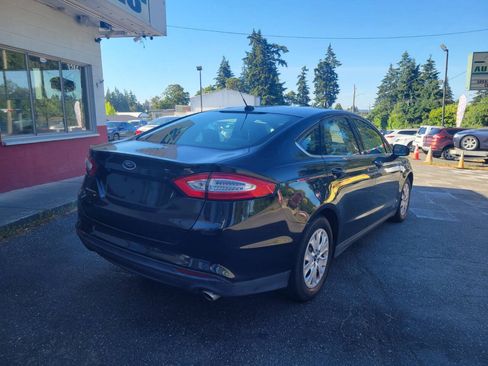 Used 2014 Ford Fusion S FWD image 2
