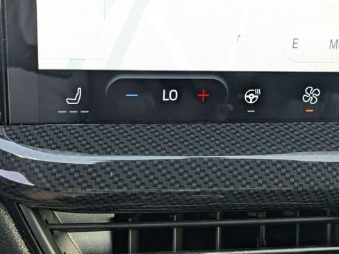Used 2026 Ford Escape ST-Line w/ Tech Pack #1 FWD image 25