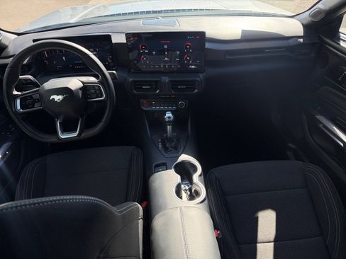 Used 2024 Ford Mustang Coupe image 17