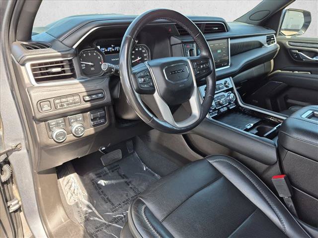 Used 2021 GMC Yukon Denali w/ Denali Ultimate Package AWD/4WD image 10