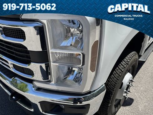 New 2026 Ford F350 XL w/ XL Chrome Package AWD/4WD image 11