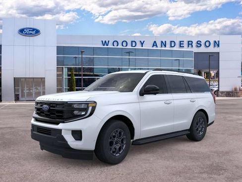 New 2026 Ford Expedition Active AWD/4WD image 1