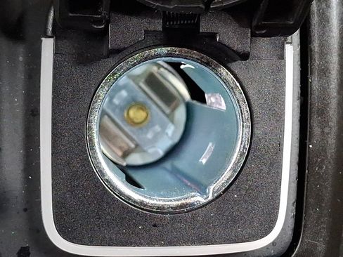 Used 2023 Jeep Renegade Latitude w/ Sun & Fun Group image 25