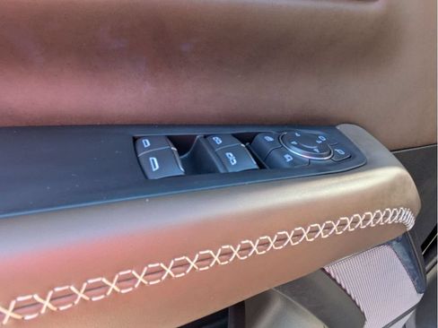 Used 2026 GMC Yukon XL Denali Ultimate w/ LPO, Floor Liner Package AWD/4WD image 15