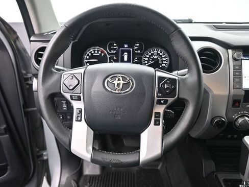 Used 2020 Toyota Tundra SR5 w/ SR5 Leather Package AWD/4WD image 31