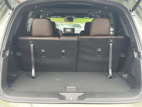 New 2026 Honda Pilot TrailSport image 9