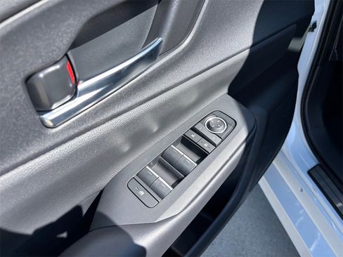 New 2026 Toyota Prius Plug-In Hybrid image 25