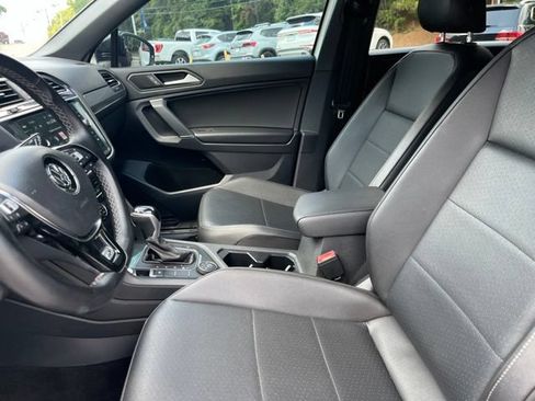 Used 2020 Volkswagen Tiguan SE R-Line w/ 3rd Row Seat Package AWD/4WD image 9