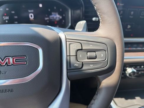 New 2026 GMC Sierra 1500 SLT image 23