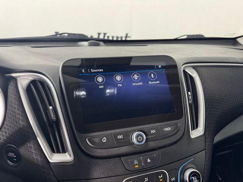 Used 2024 Chevrolet Malibu LT image 15