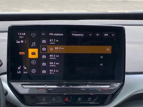 Used 2022 Volkswagen ID.4 Pro S w/ Gradient Package RWD image 5