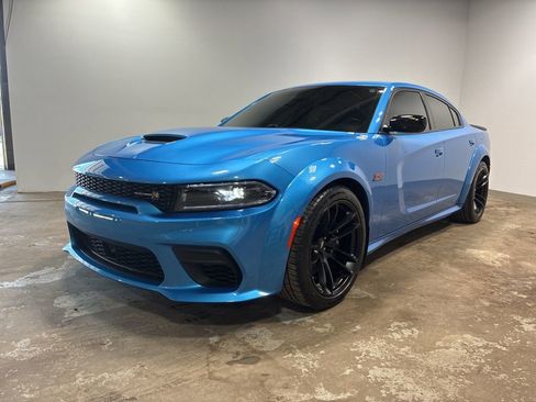 Used 2023 Dodge Charger Scat Pack image 2