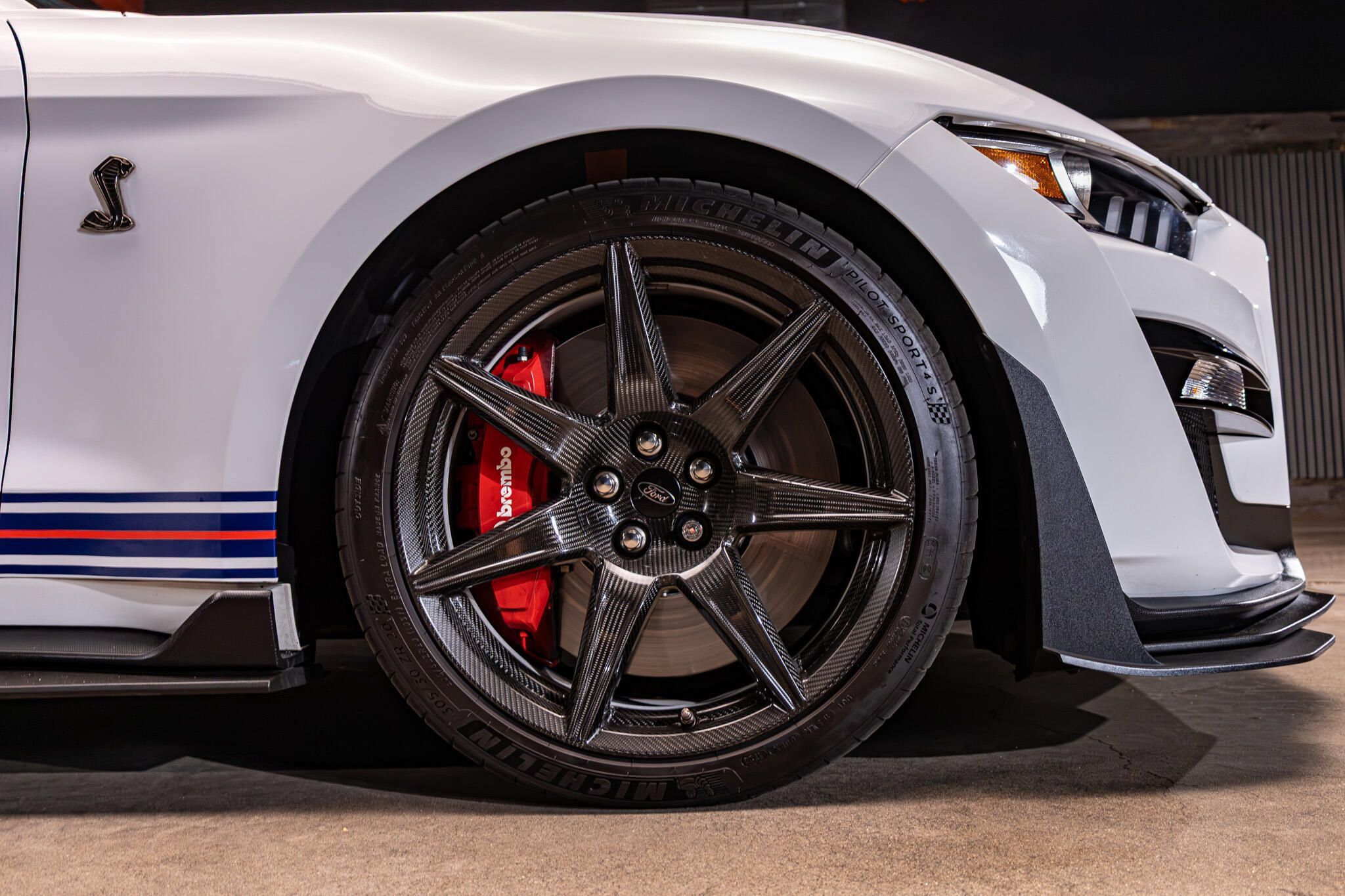 Used 2022 Ford Mustang Shelby GT500 w/ Carbon Fiber Track Pack RWD image 12