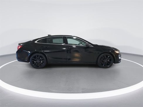 Used 2023 Chevrolet Malibu LT image 9
