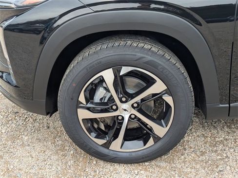 New 2026 Chevrolet Trax RS w/ Sunroof Package image 7