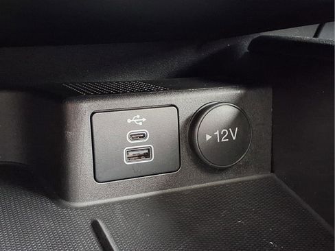 Used 2024 Ford Escape ST-Line w/ Tech Pack #1 AWD/4WD image 19