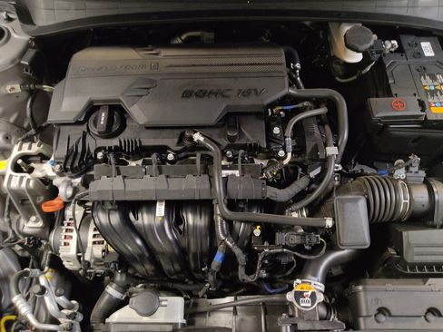 Used 2024 Hyundai Elantra SEL w/ Convenience Package FWD image 30