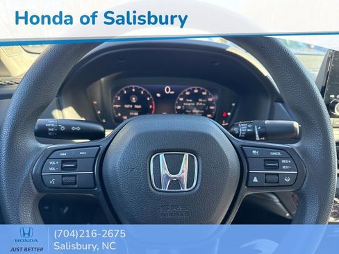 Used 2023 Honda Accord EX image 13