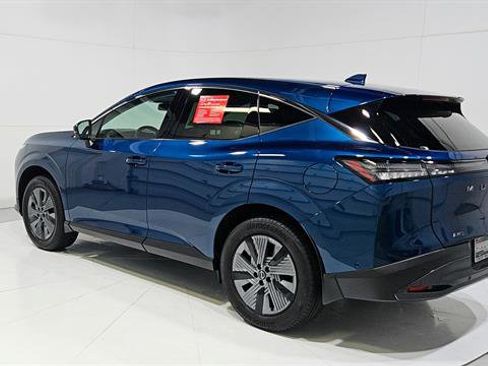 Certified 2025 Nissan Murano SL w/ Cargo Package AWD/4WD image 6