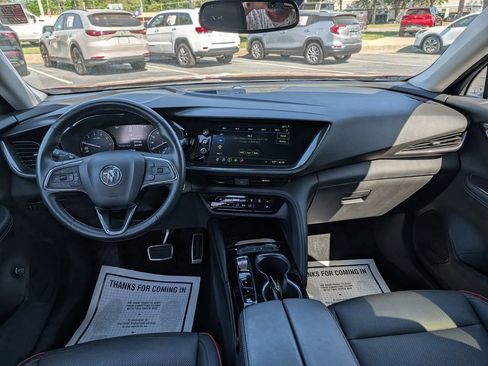 Used 2022 Buick Envision Essence w/ Sport Touring Package FWD image 10