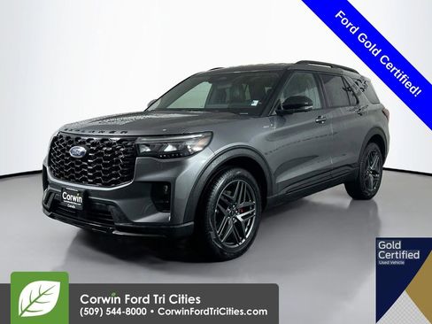 Used 2025 Ford Explorer ST-Line w/ ST-Line Street Pack image 5