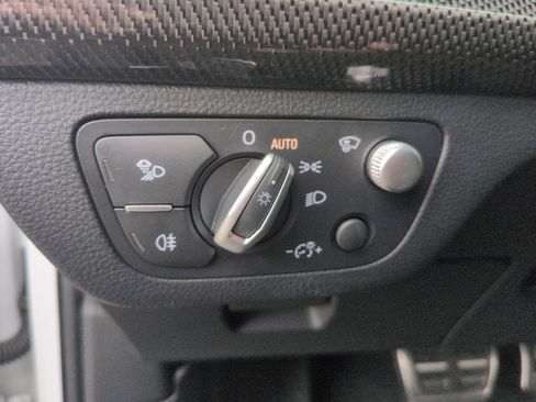 Used 2021 Audi SQ5 Prestige w/ Prestige Package image 10