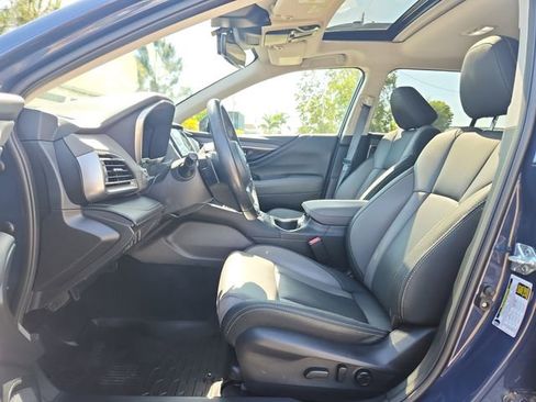 Used 2023 Subaru Outback Onyx Edition AWD/4WD image 17