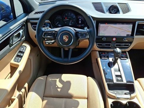 Used 2024 Porsche Macan image 13