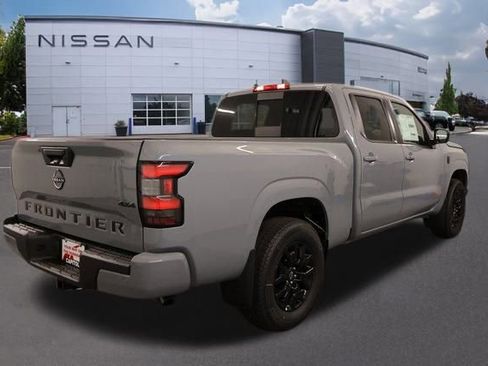 New 2026 Nissan Frontier SV w/ SV Convenience Package image 2