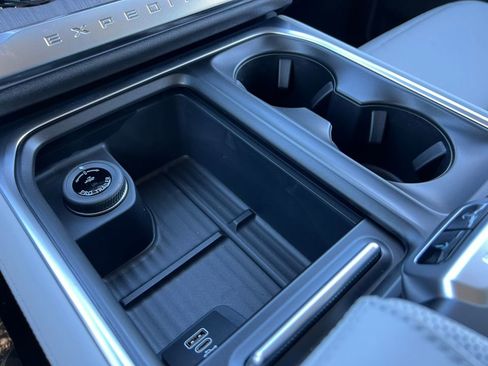 New 2026 Ford Expedition Max Platinum AWD/4WD image 30