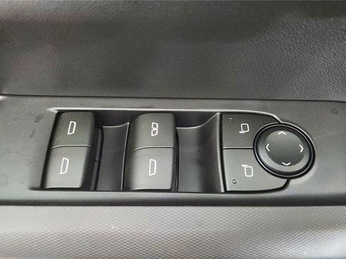 Used 2026 Chevrolet Colorado LT w/ LT Convenience Package AWD/4WD image 16