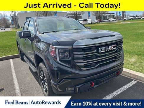 Certified 2022 GMC Sierra 1500 AT4 w/ AT4 Premium Package image 1