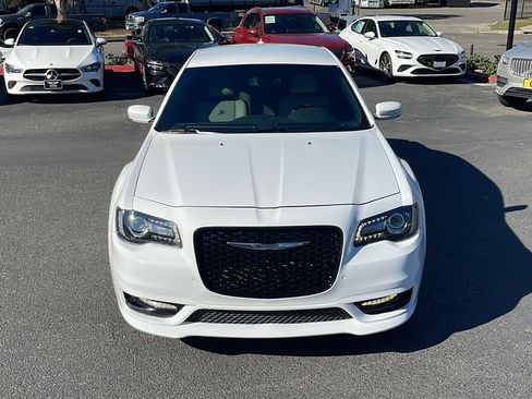 Used 2018 Chrysler 300 S w/ 300S Premium Group 2 image 2