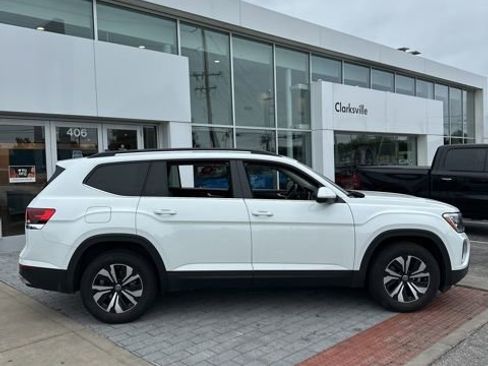 Used 2024 Volkswagen Atlas SE AWD/4WD image 5