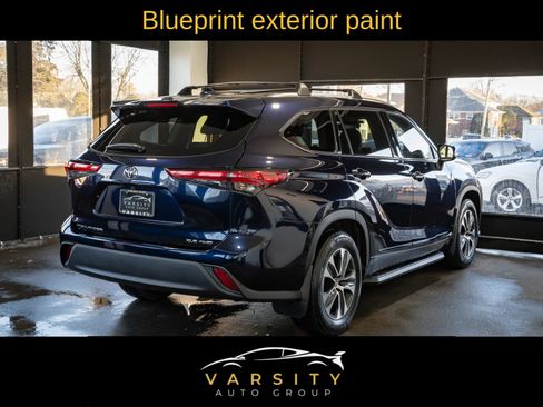 Used 2022 Toyota Highlander XLE image 4