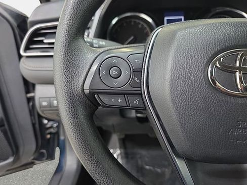 Used 2019 Toyota Camry LE w/ Convenience Package FWD image 17