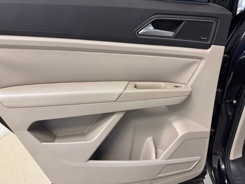 Used 2019 Volkswagen Atlas SEL Premium AWD/4WD image 17