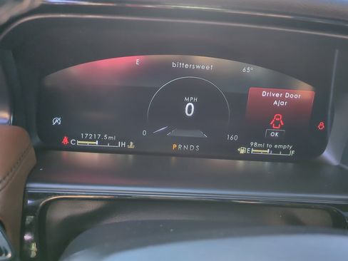 Used 2022 Lincoln Nautilus Reserve image 20