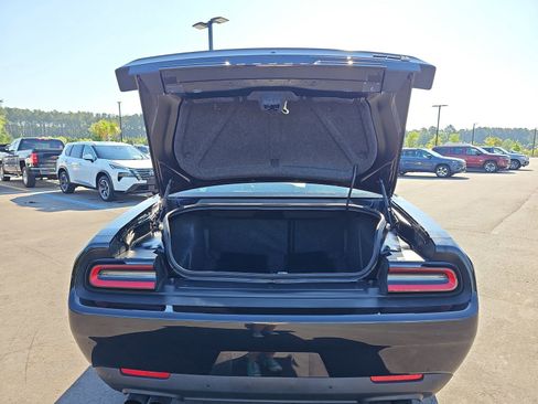 Used 2022 Dodge Challenger R/T Scat Pack RWD image 14