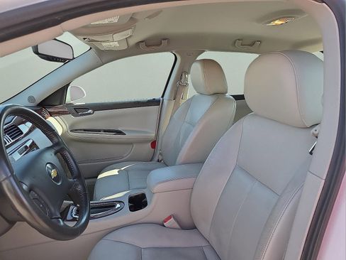 Used 2011 Chevrolet Impala LT w/ Luxury Edition Package image 13
