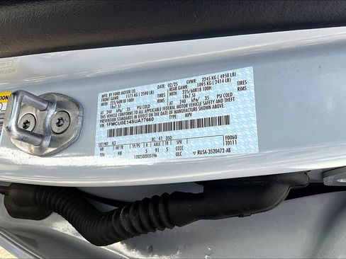 New 2025 Ford Escape SE w/ Class II Trailer Tow Package FWD image 8