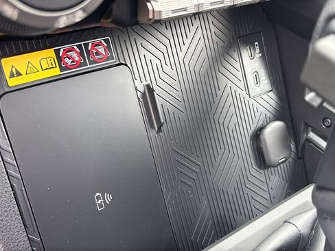 New 2026 Toyota 4Runner TRD Off-Road Premium AWD/4WD image 24