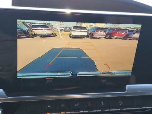 New 2026 GMC Sierra 1500 Elevation image 16