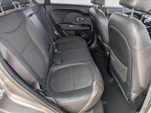 Used 2019 Kia Soul ! image 17